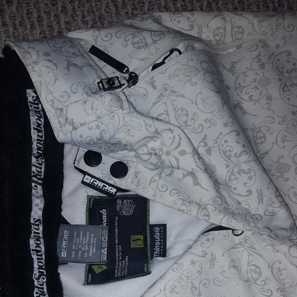 RIDE FAIRMONT WHITE WITH DESIGN SKI/SNOWBOARD